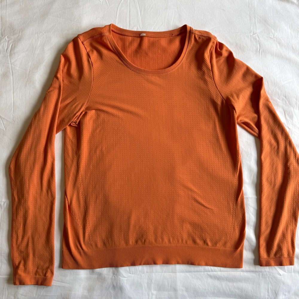 ATHLETA Womens Long Sleeve In Motion Top Dusty Apricot SIZE M